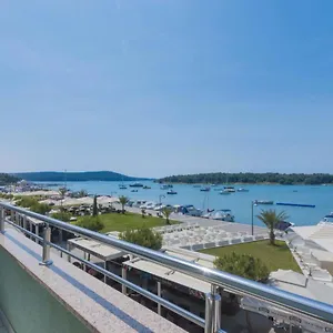 ellenőrizze a rendelkezésre állást